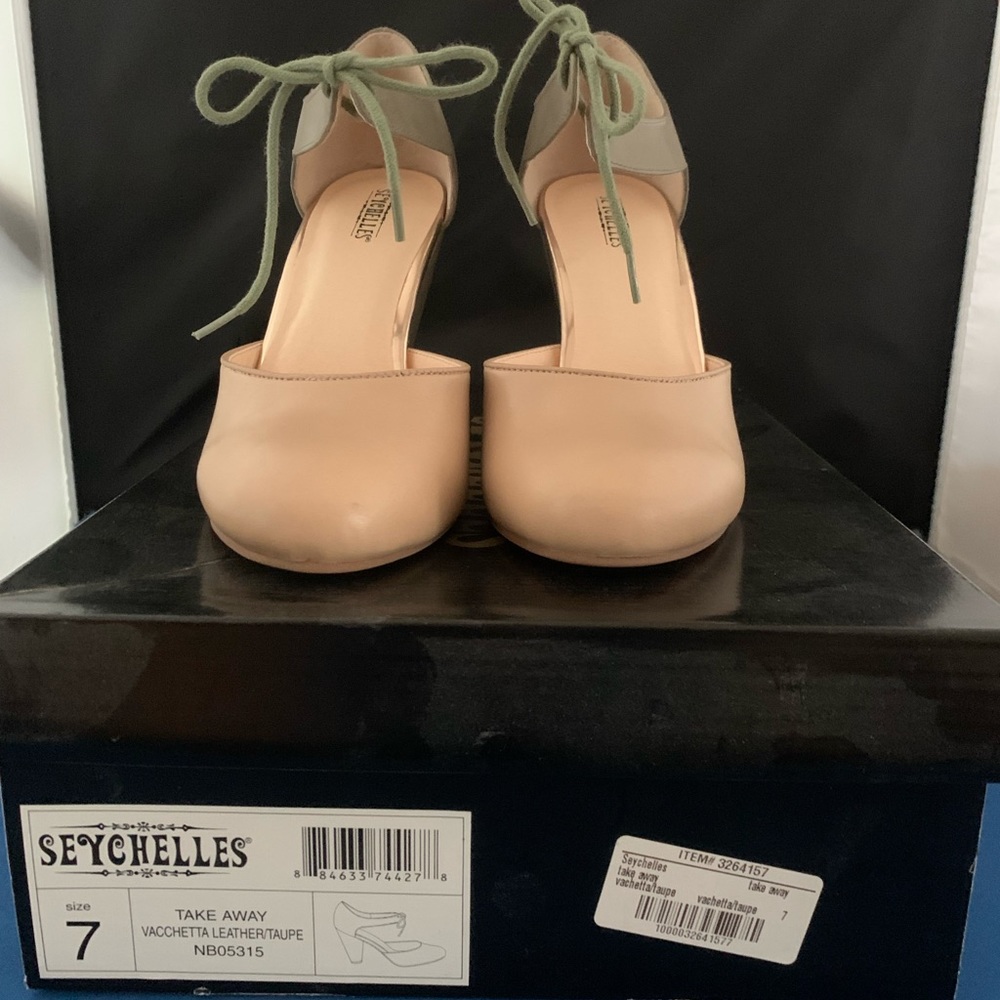 Seychelles, Take Away Vacchetta Leather Taupe Shoe, Women’s size 7